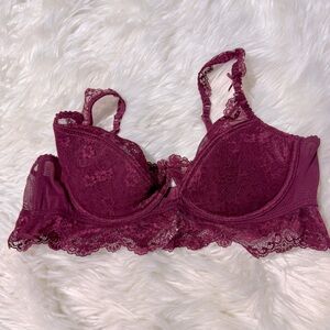 Burgundy lace bra‎ size 40D